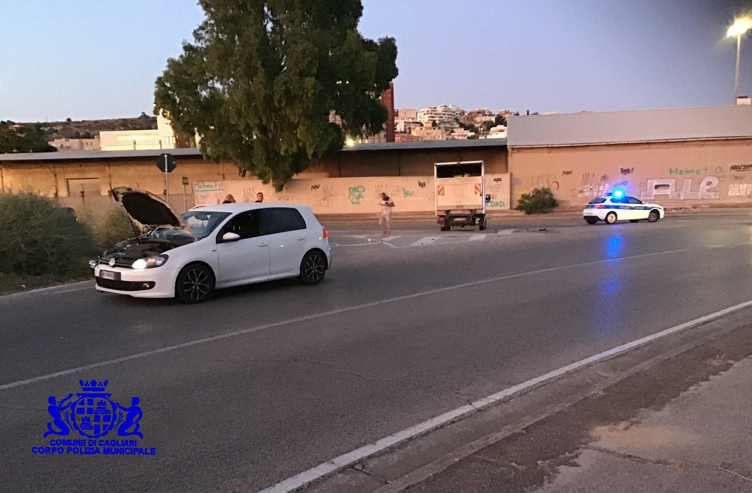 Incidente in via san Paolo a Cagliari, è una 22enne la ferita grave portata all’ospedale