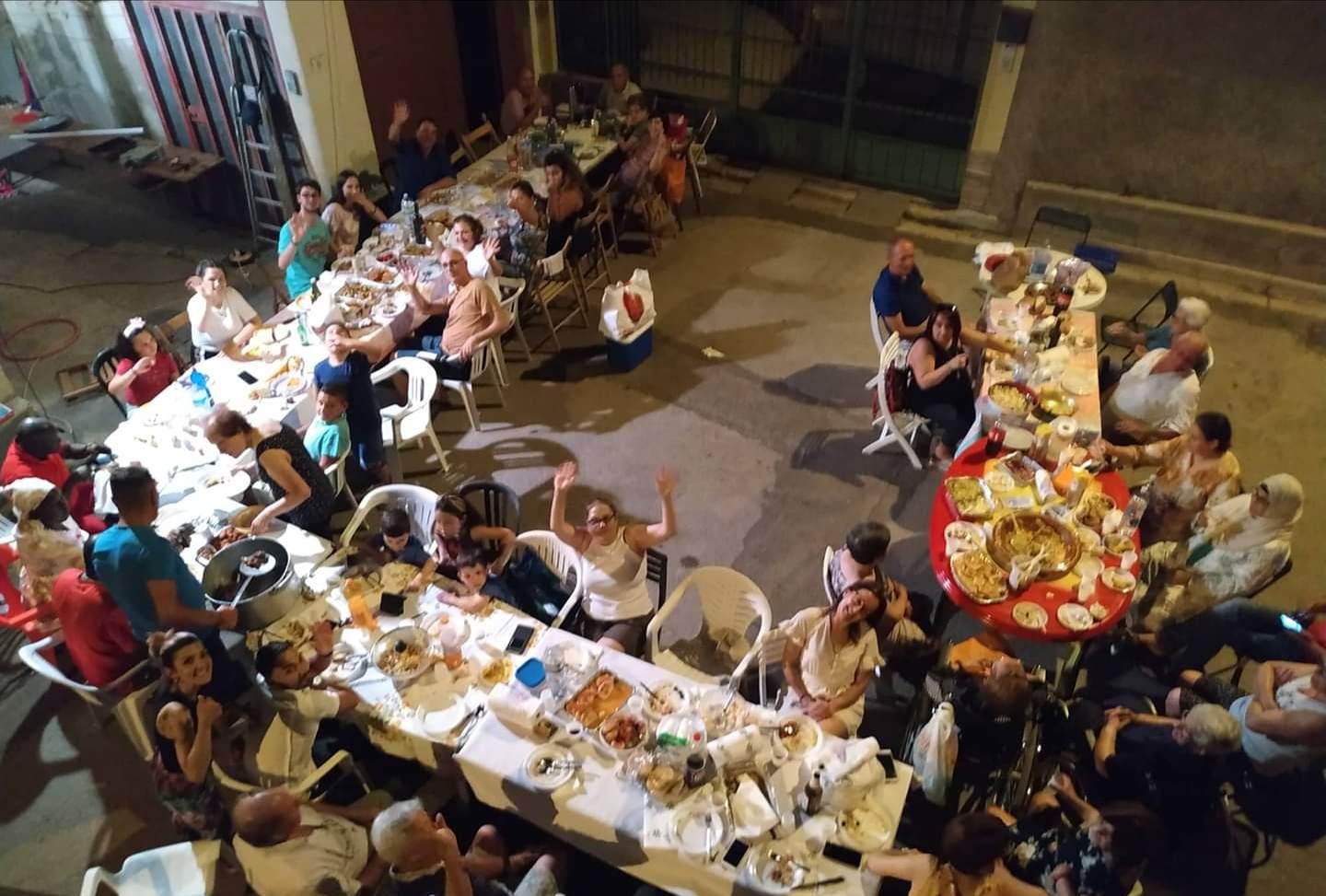 L’integrazione a tavola, una speciale cena multietnica tra vicini di casa a Samassi