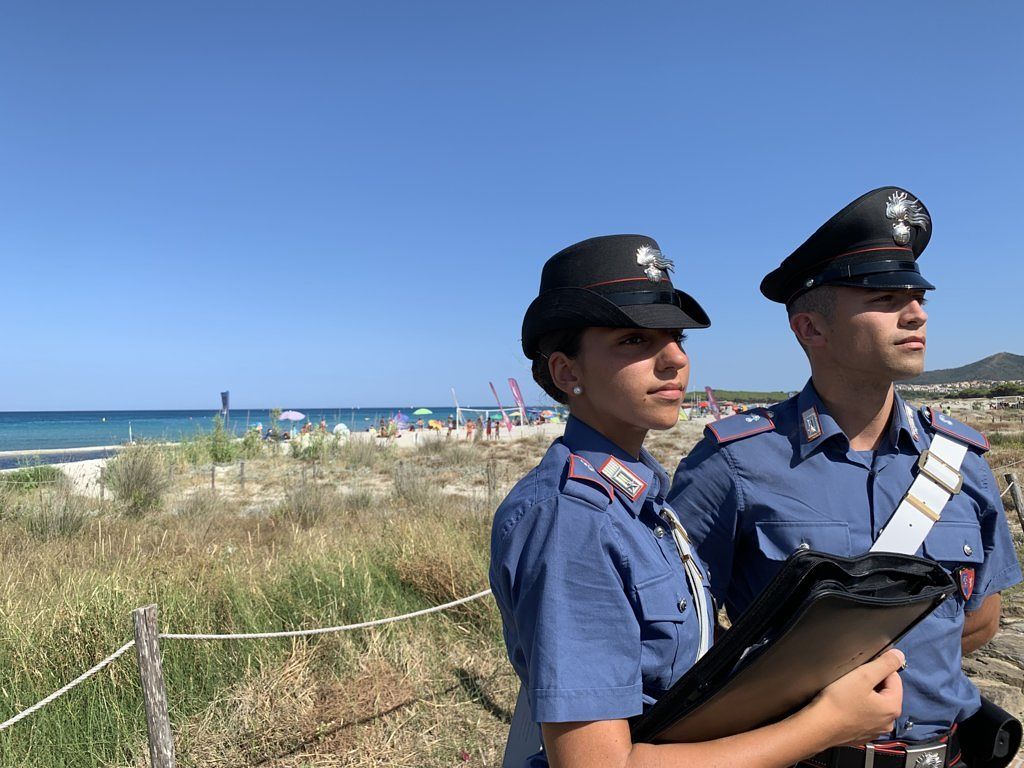 Famiglia valdostana in vacanza a Budoni rientra a casa e trova un ladro: arrestato grazie ai figli