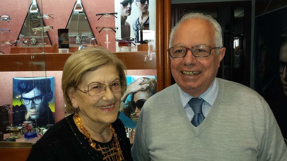 Cagliari, dopo 50 anni chiude la storica orologeria Selis: “Uccisi lentamente dai centri commerciali”