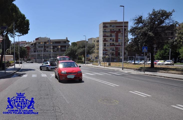 Cagliari, 47enne investito in via dei Conversi vicino alle strisce: portato in ospedale