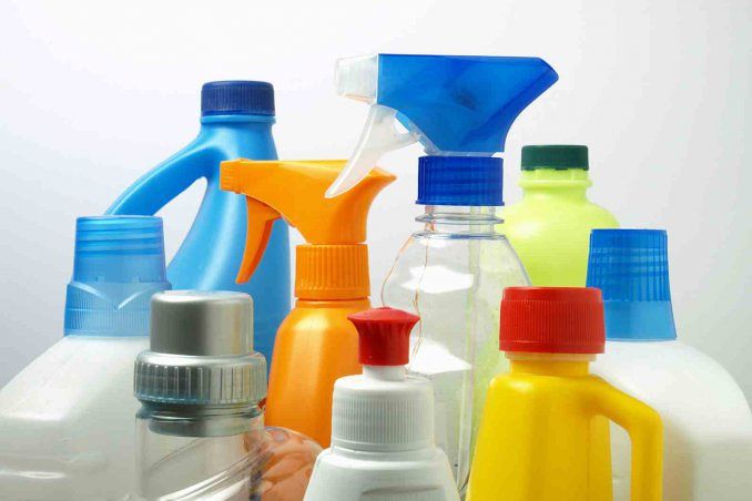 Vendite anomale di acido cloridrico, scorte esaurite: la preoccupazione della polizia francese