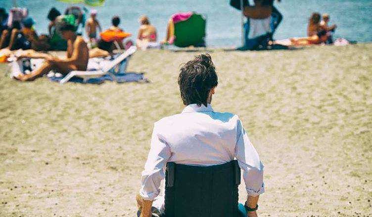 Marco Trogu, disabile di Seneghe: “La spiaggia di Arborea senza barriere, ecco il mio progetto”