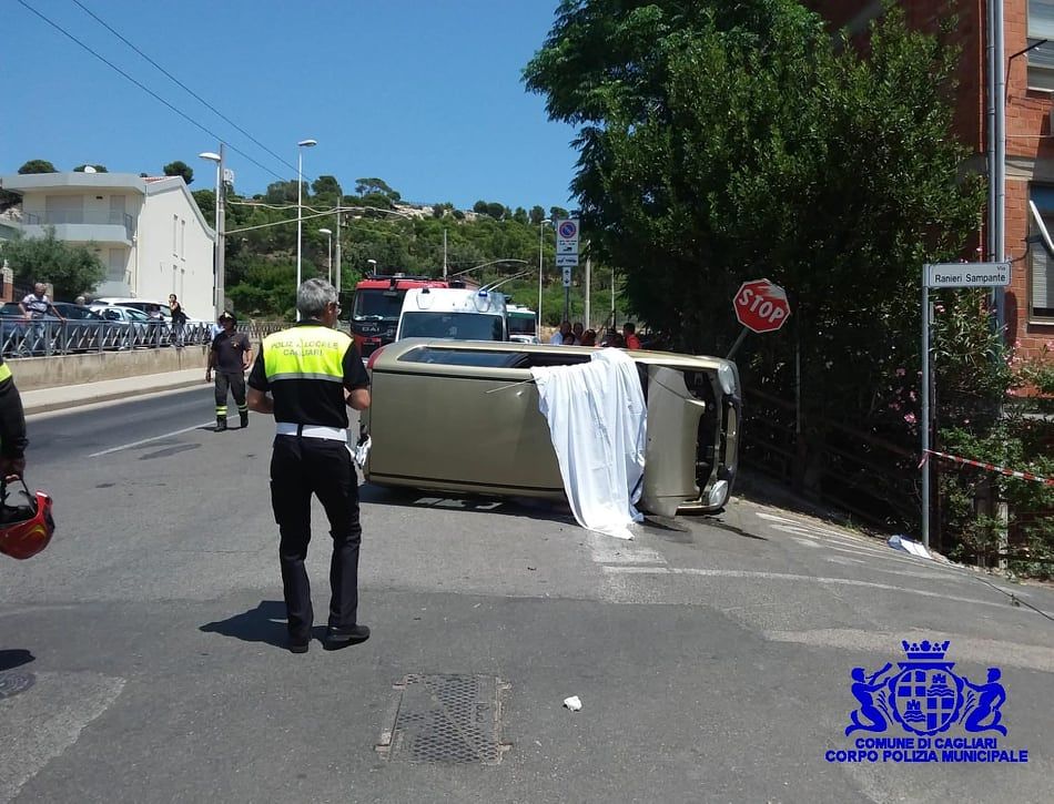 Cagliari, terribile incidente stradale in via Cinquini: c’è un morto
