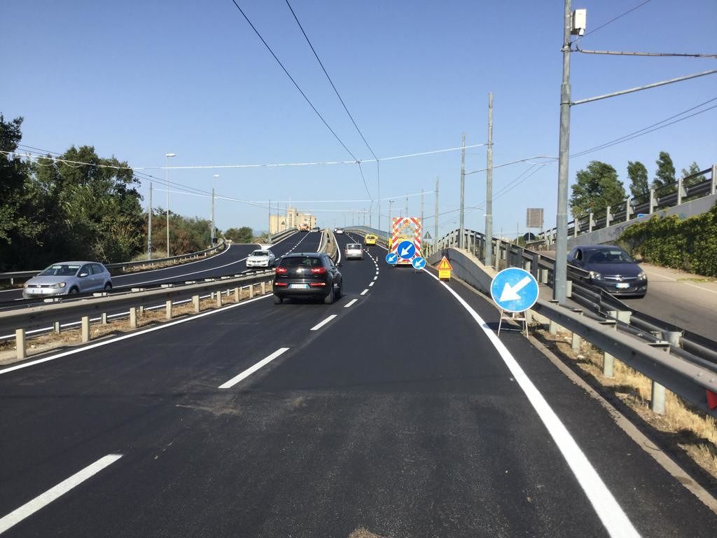 Viale Marconi ha un nuovo “trucco” di asfalto: ecco i lavori conclusi con il nuovo look