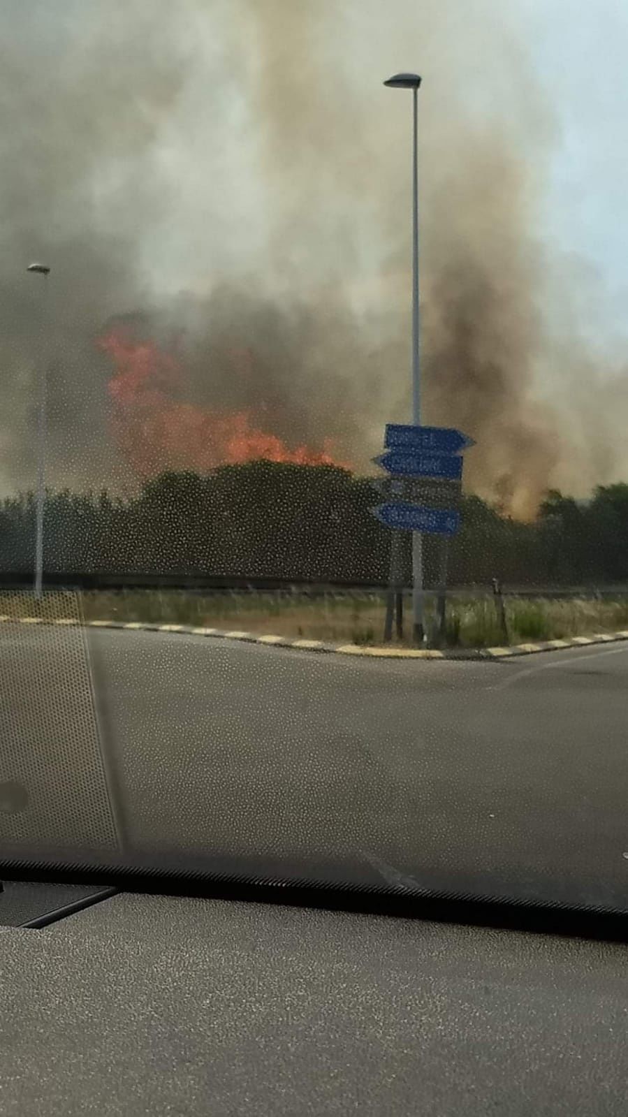 Margine Rosso, ecco come le fiamme sono arrivate davvero a un passo dalla strada