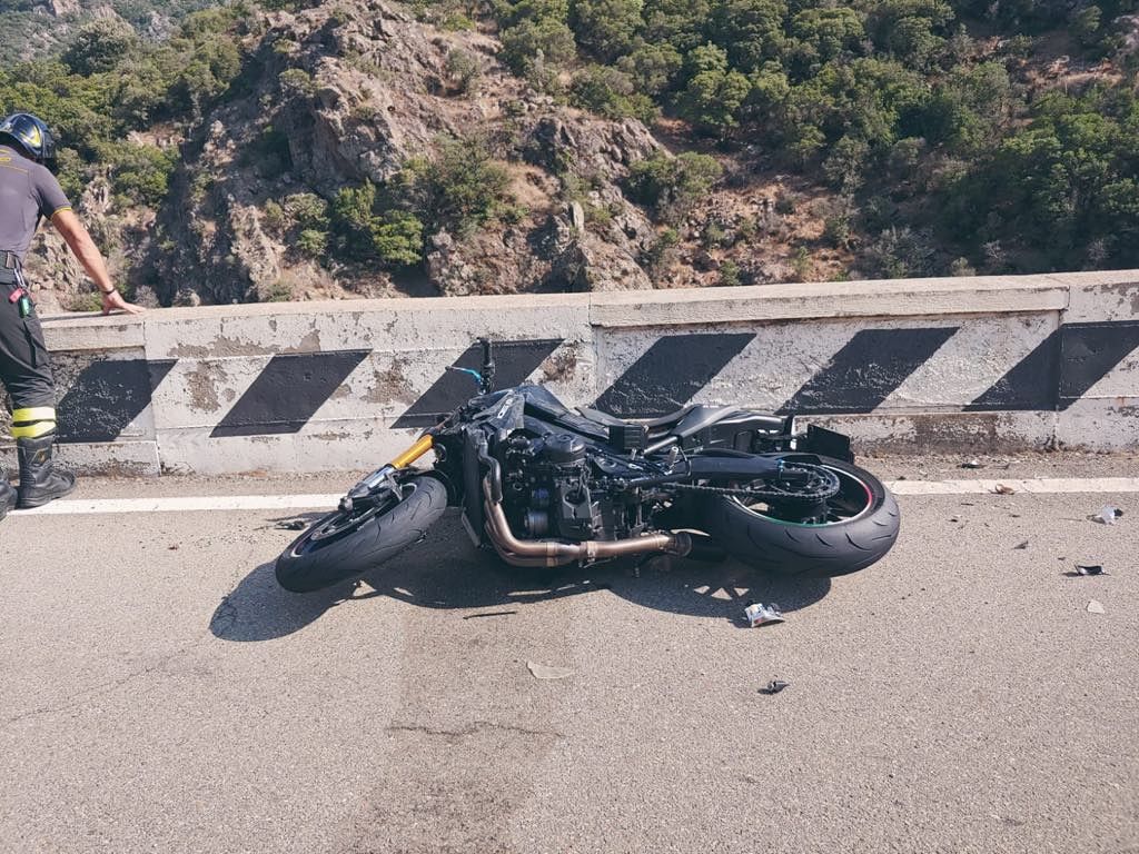 Dramma al km 40 della statale 125: muore un cinese di 38 anni, proprietario di un ristorante a Cagliari