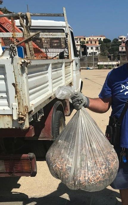 Stintino, in un fine settimana raccolte oltre 20mila cicche di sigarette alla Pelosa
