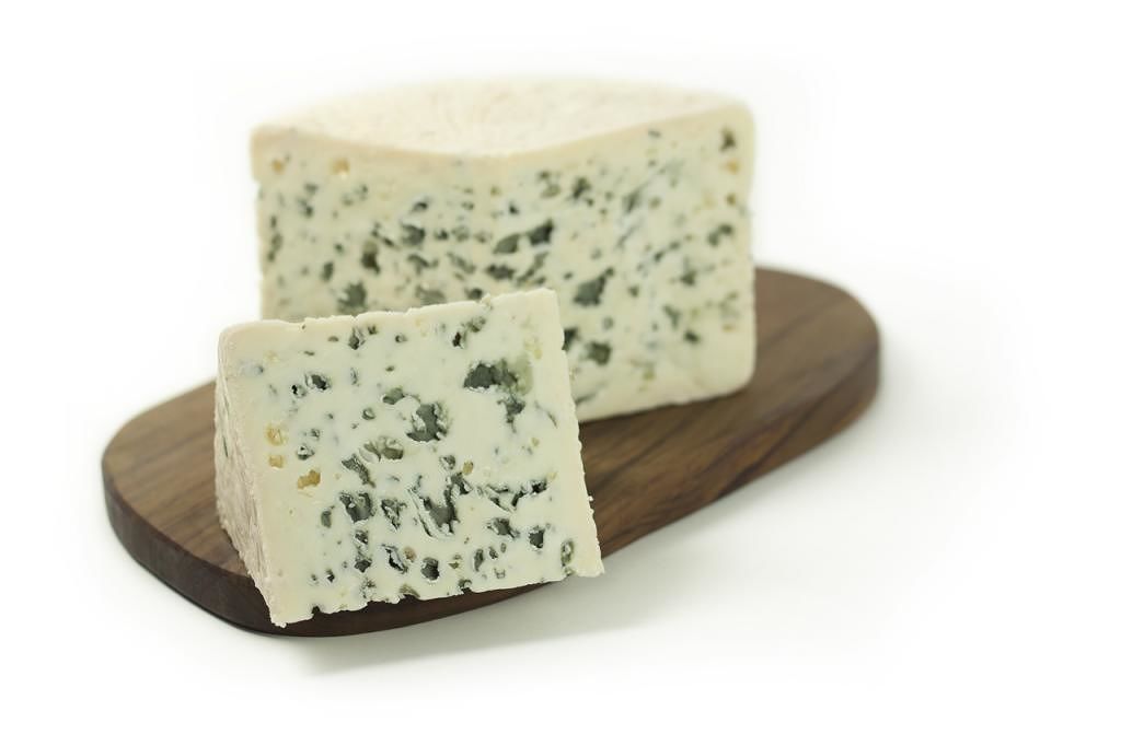 Allerta in Europa per i formaggi a pasta molle francese contaminati da salmonella