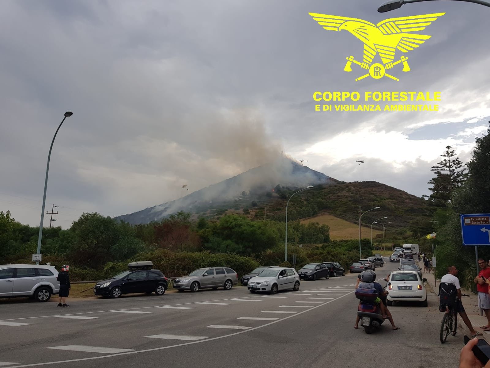 Siniscola trema per il fuoco, fiamme vicinissime alle case: 5 ettari in cenere