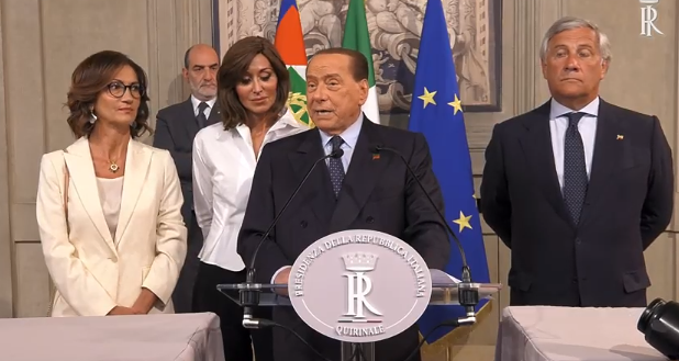 Berlusconi a Mattarella: “Si delinea uno scenario pericoloso”
