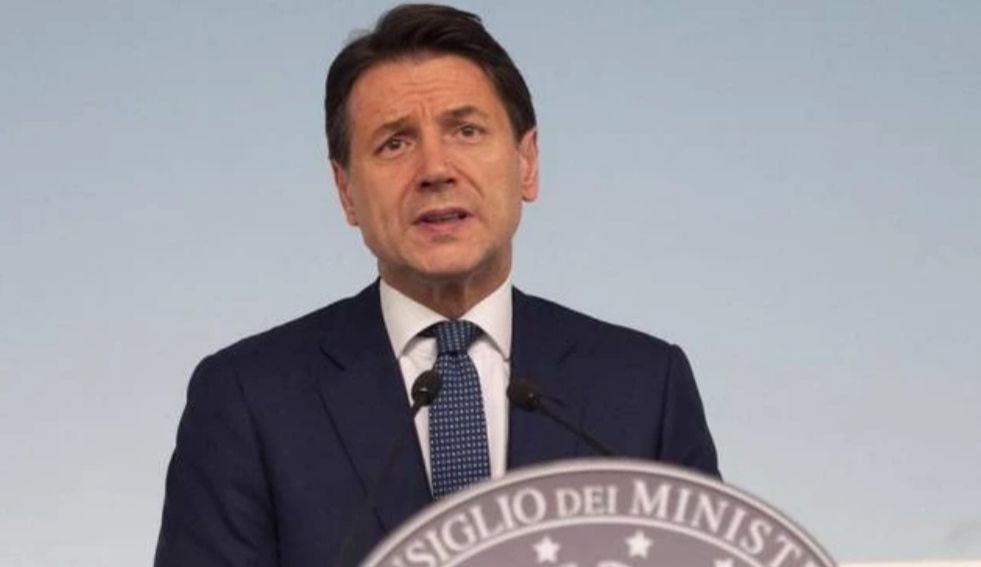 Conte in tv: “Andrò in Parlamento. Salvini ci deve spiegazioni”