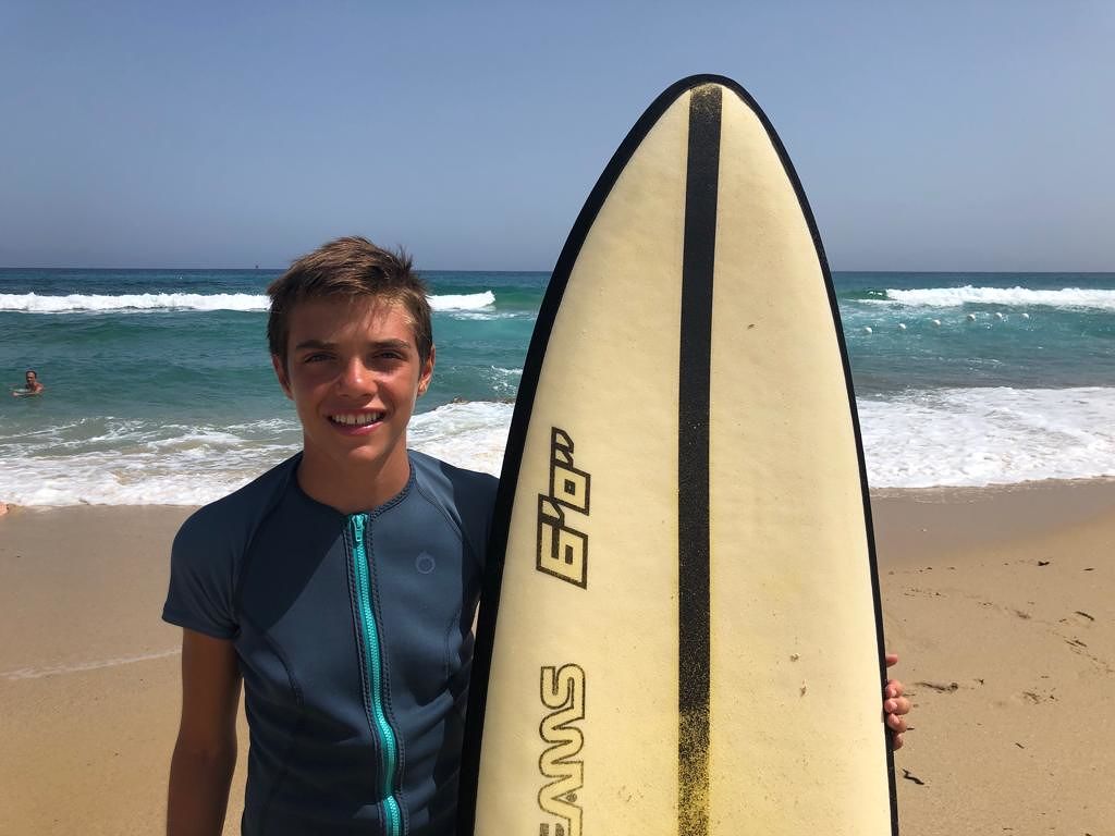 Francesco Moretti, il ragazzino eroe: “Così ho salvato il turista nel mare tempestoso di Costa Rei”