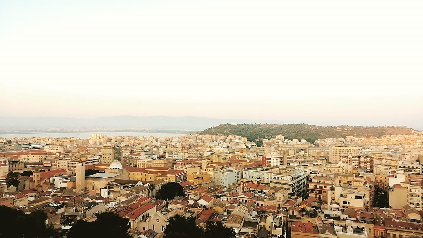 Cagliari città sicura o no? Truzzu: nessuna emergenza. Il centrosinistra: ha cambiato idea….