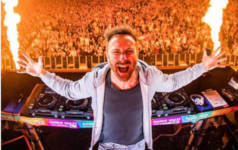 Beffa di Ferragosto ad Arbatax, salta il concerto di David Guetta: “Motivi di salute”