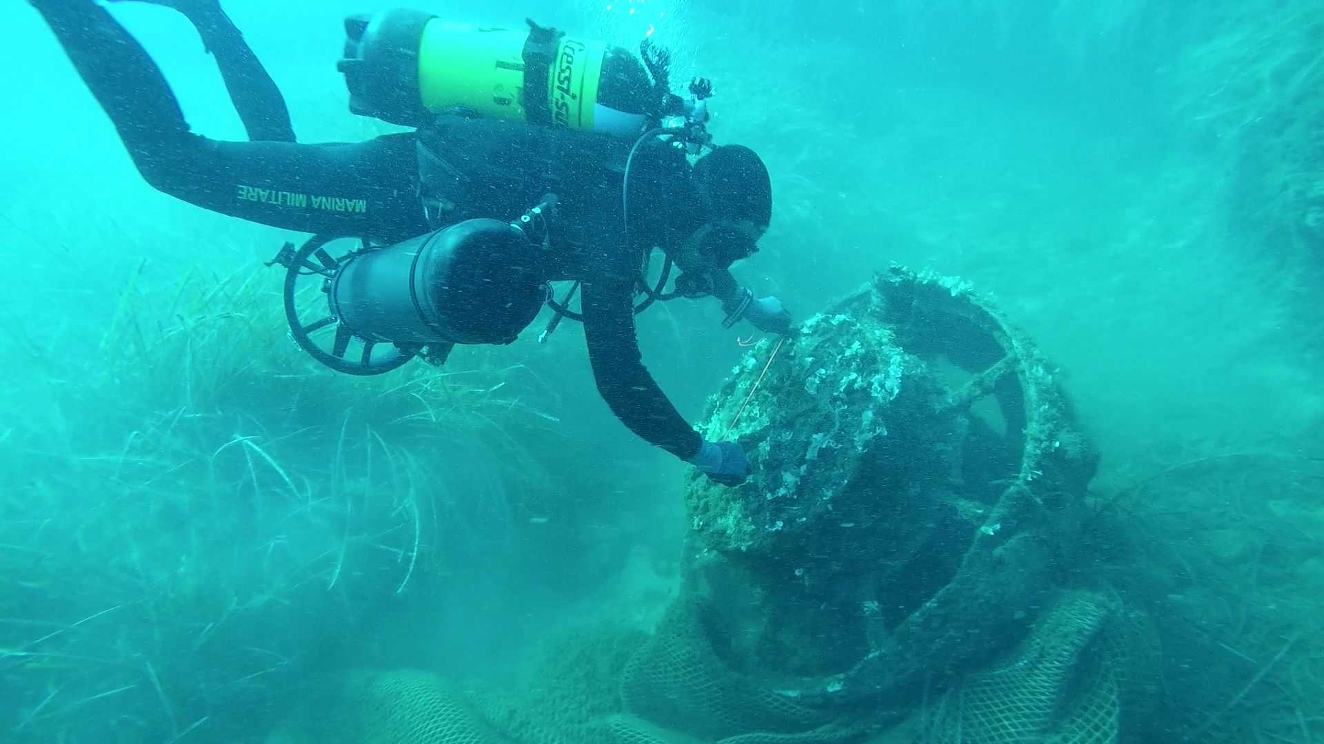 Cagliari, bomba in mare davanti a S.Elia: distrutto un ordigno bellico con 300 kg di esplosivo