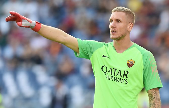 Cagliari, in porta arriva il gigante Olsen messo in panchina da Ranieri: con lui il bomber Simeone