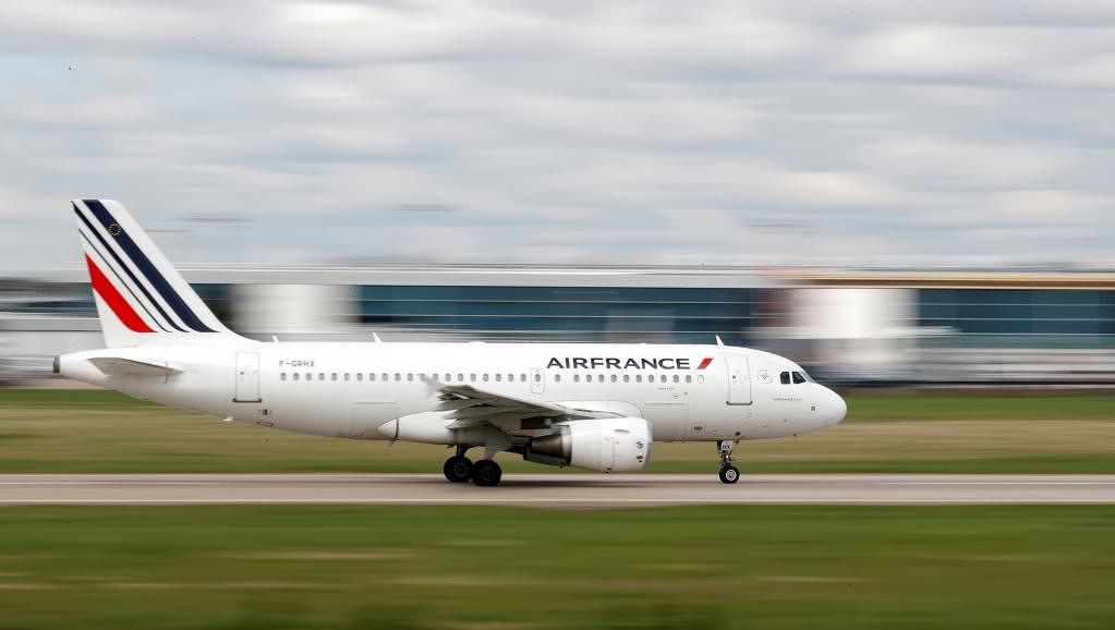 Problemi tecnici durante il volo, atterraggio a Elmas per un aereo Air France