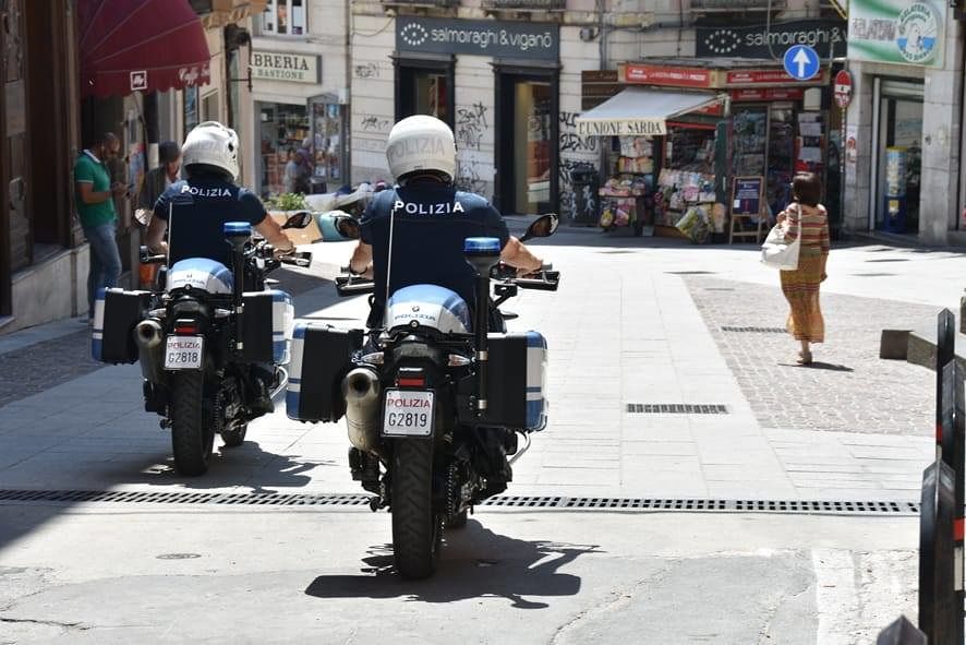 Fernando, lo scooter regalato per la maturità e poi rubato a Cagliari: il papà ringrazia la Polizia