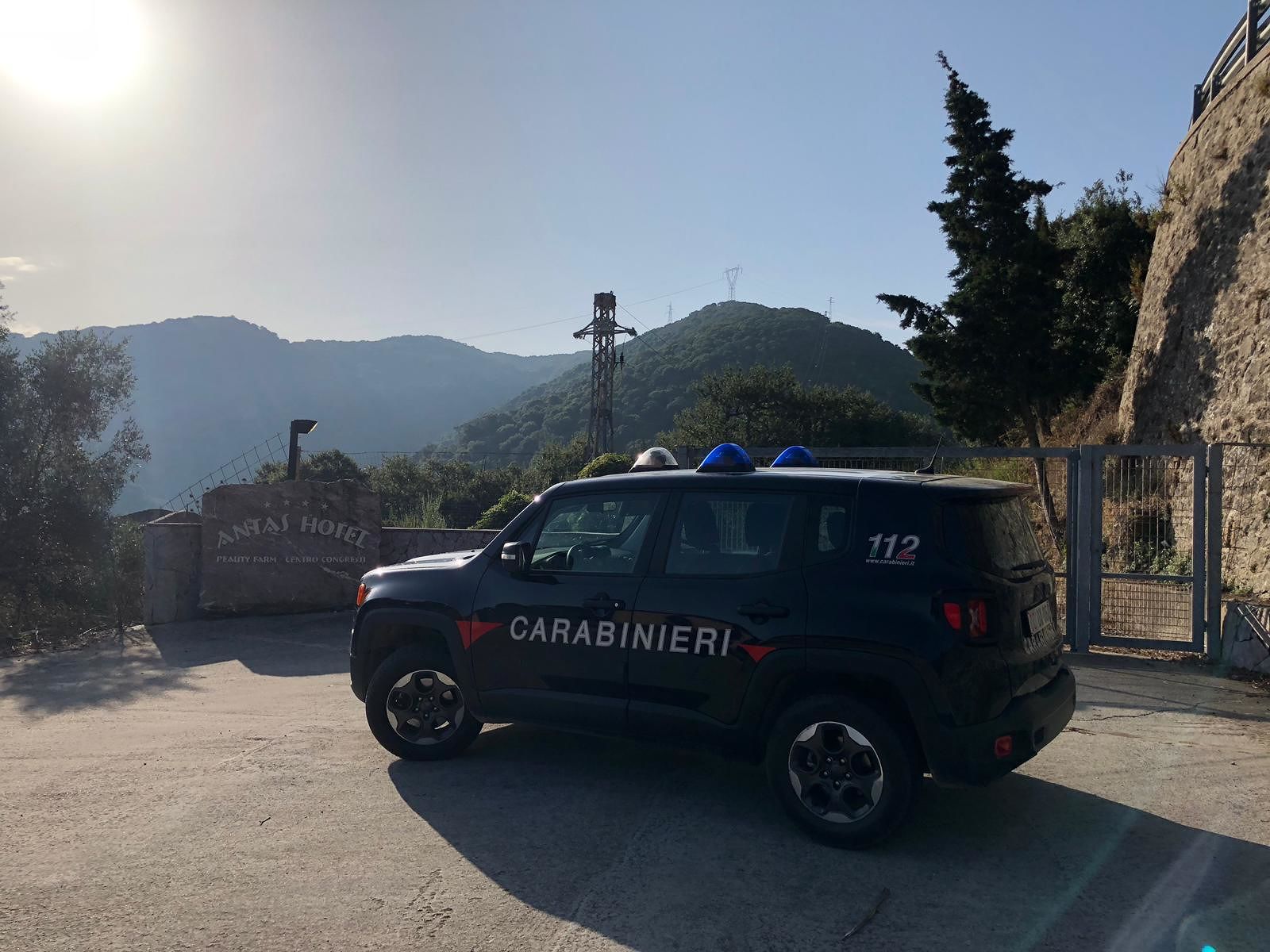 Furti all’ex centro di accoglienza: cinque persone denunciate a Fluminimaggiore