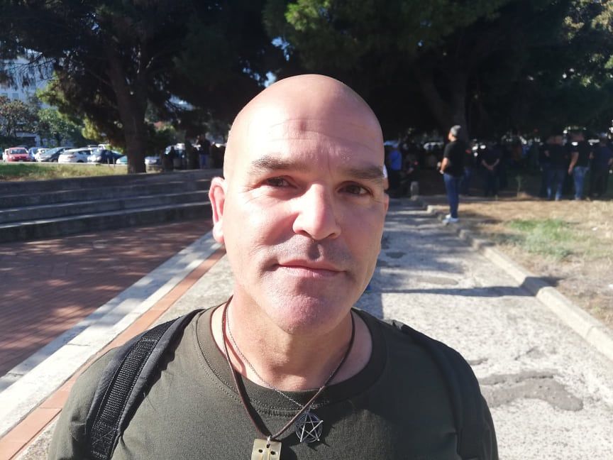 Antonello, forestale di Ozieri: “In mezzo agli incendi per 1100 euro, voglio un contratto con più soldi”