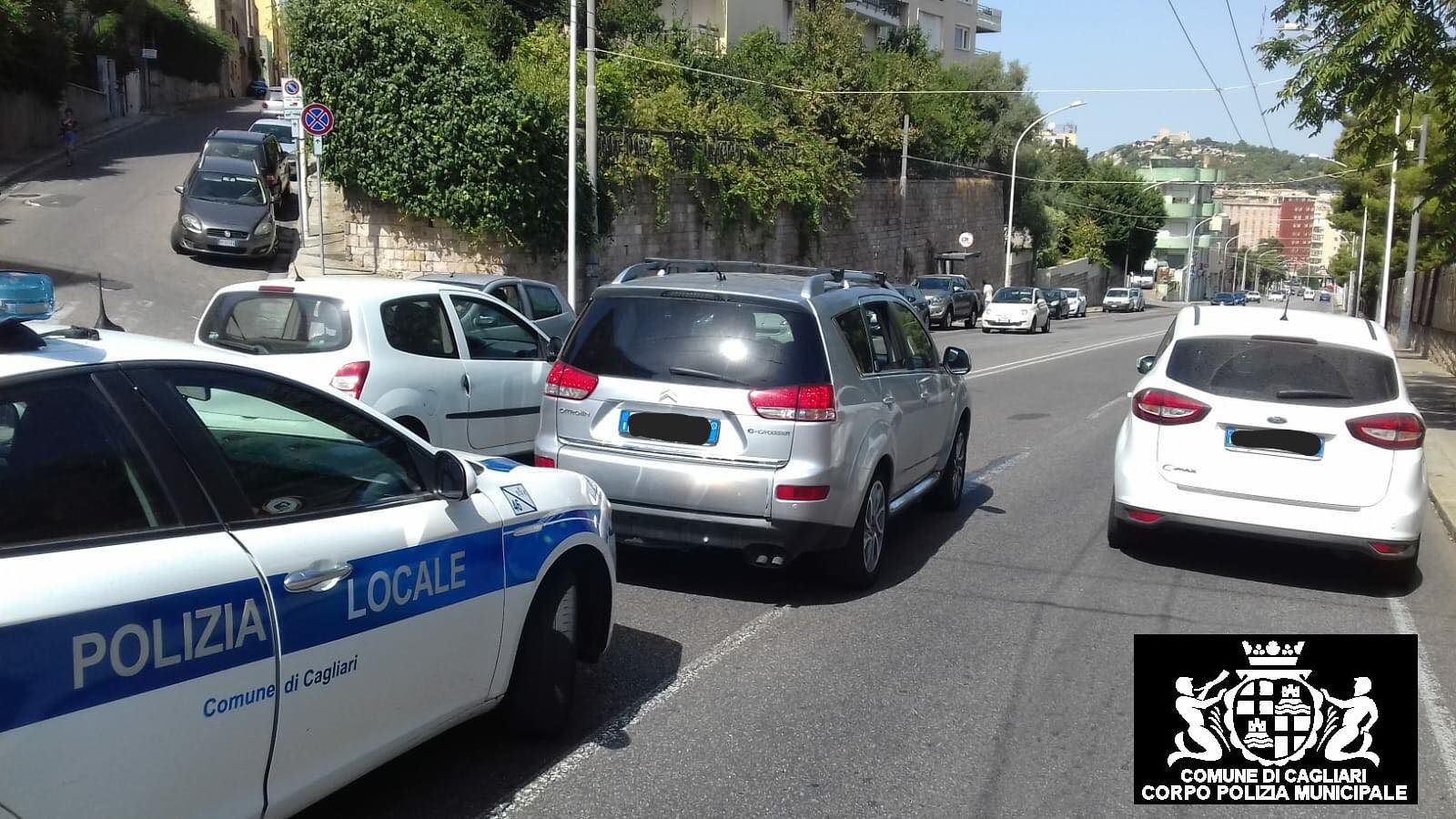 Cagliari, travolto da un’auto mentre attraversa la strada: giovane in codice rosso all’ospedale