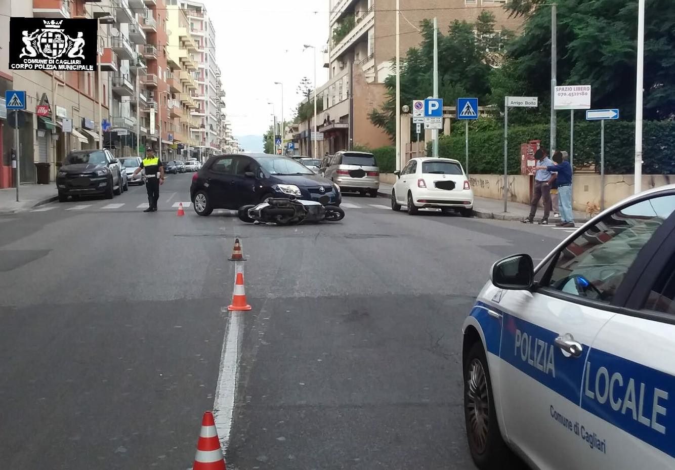 Cagliari, scontro auto scooter in via San Benedetto: 60enne all’ospedale