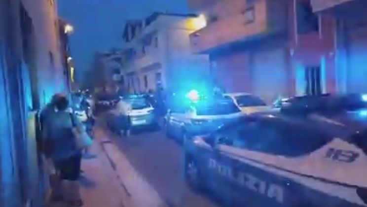 Rubano da Maury’s e scappano a tutto gas per le vie di Quartu: arrestati dalla polizia