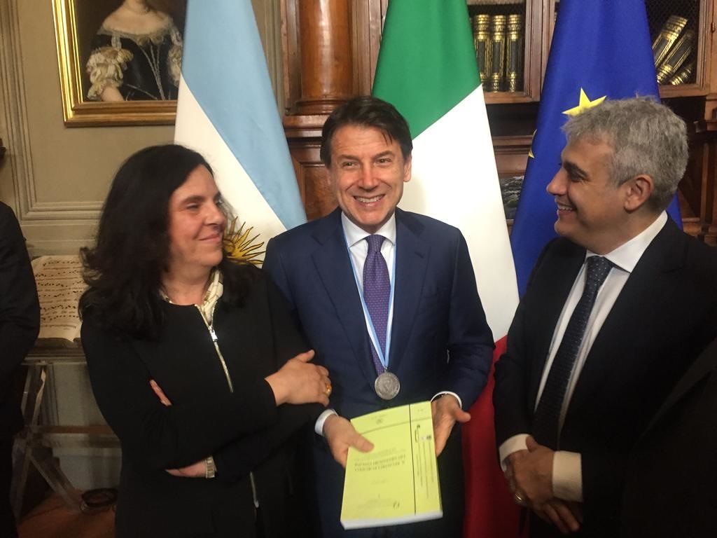 Università di Cagliari, al premier Conte il titolo di “Mediatore Mediterraneo 2019”