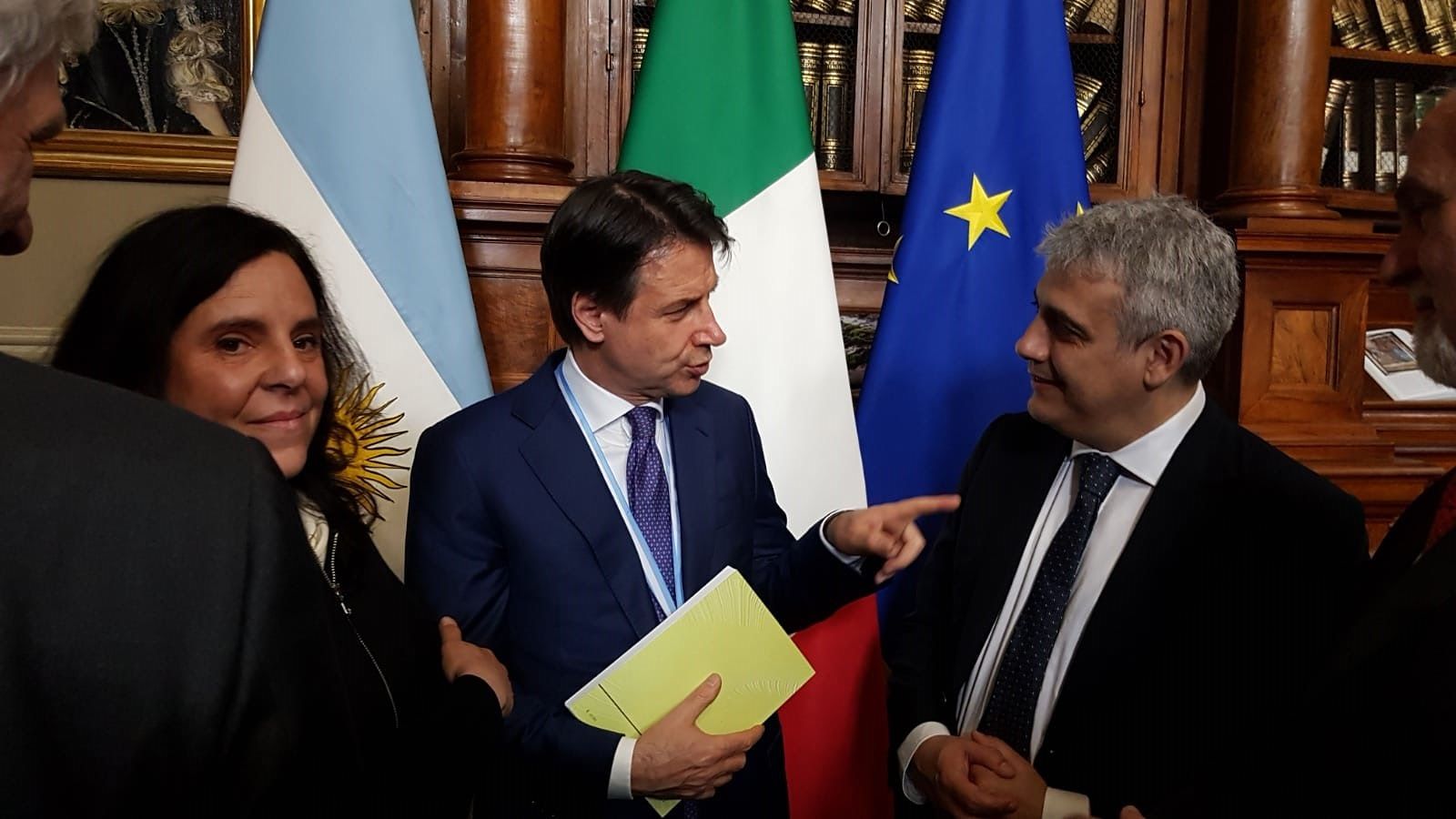 Giuseppe Conte arriva a Cagliari e partecipa a un convegno universitario a palazzo Viceregio