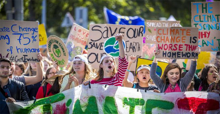 L’ex premier Letta: “E’ urgente dare il voto ai sedicenni”