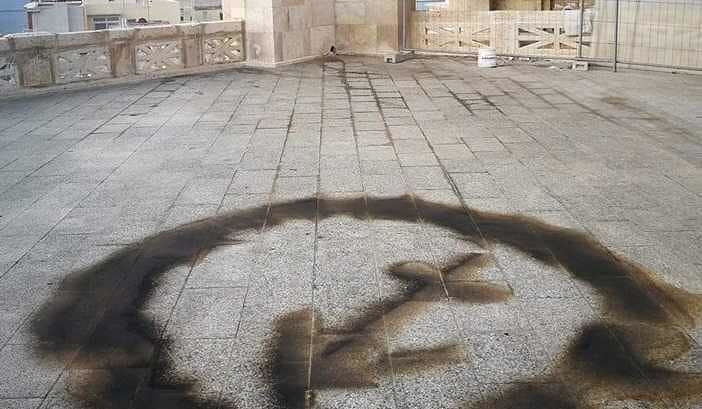 Cagliari, il sindaco Truzzu contro il writer incivile del Bastione: “Lo troveremo e pagherà lui la pulizia”