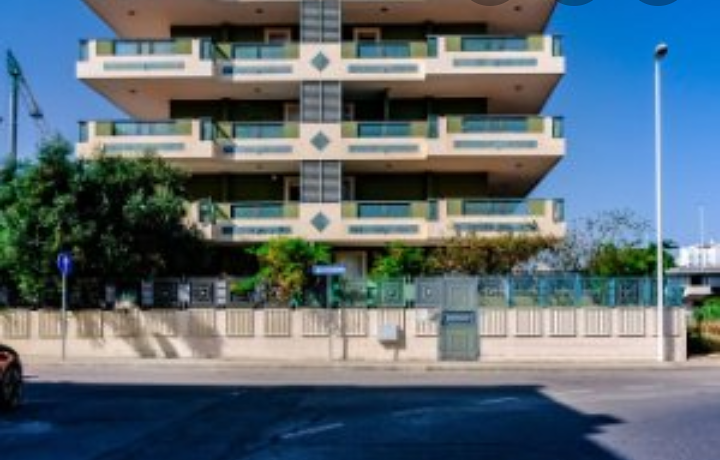 Cagliari, tre palazzi nel rione Magnolia senz’acqua da stamattina: inquilini dai carabinieri