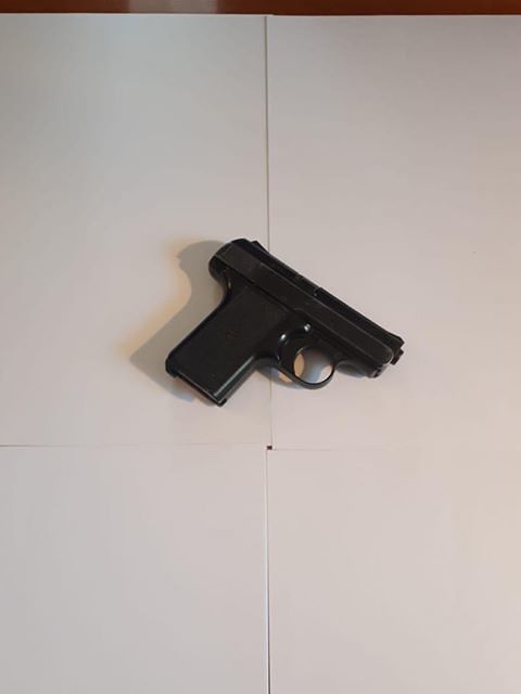 Carbonia, spunta una pistola clandestina: desulese arrestato dai carabinieri