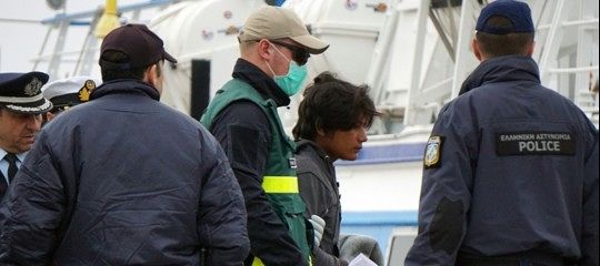 La Germania ha espulso 17mila migranti in 9 mesi: 1900 verso l’Italia