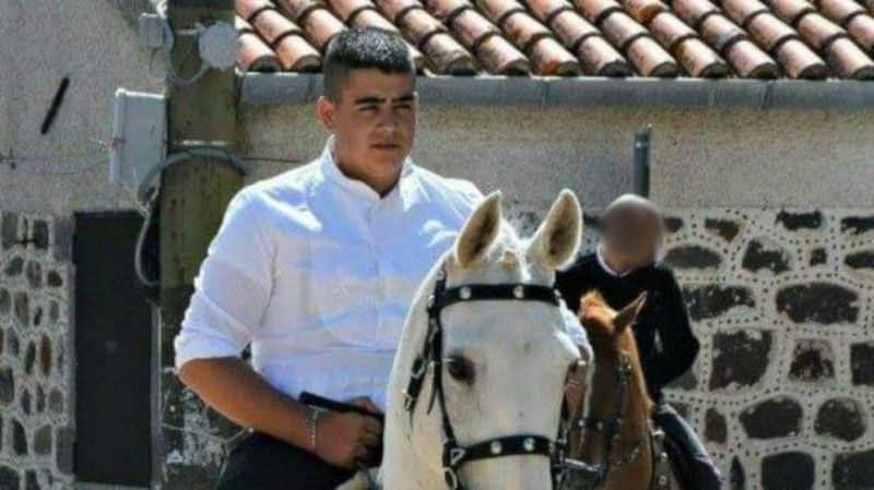 Noragugume e la Sardegna pregano per Michele Spada: “Tornerai in sella più forte di prima”