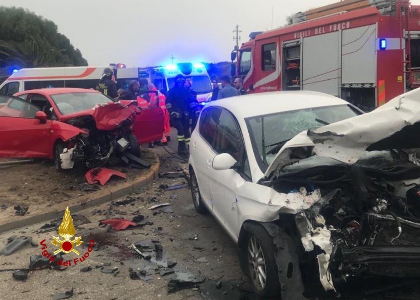 Scontro tra auto a Portovesme, ci sono due feriti: strada chiusa al traffico