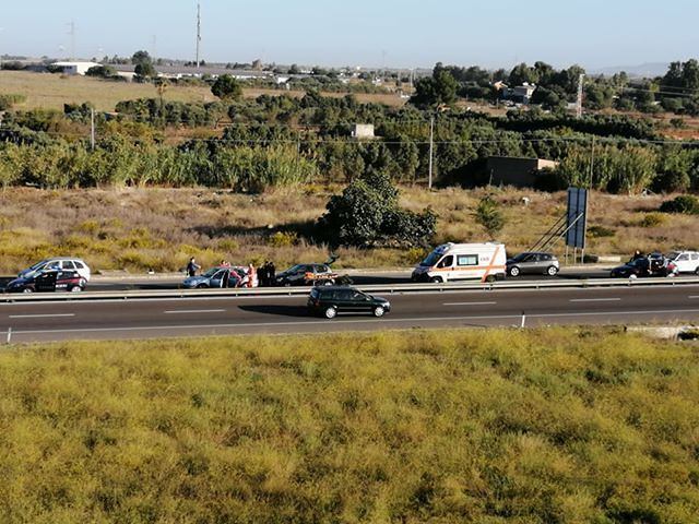 Cagliari, tamponamento sulla 554: traffico a rilento