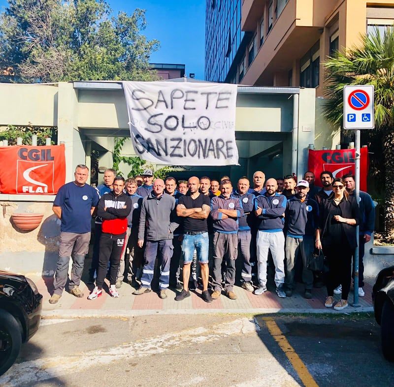 Quartu, giardinieri sul piede di guerra: “Assurdo lavorare per 800 euro al mese”