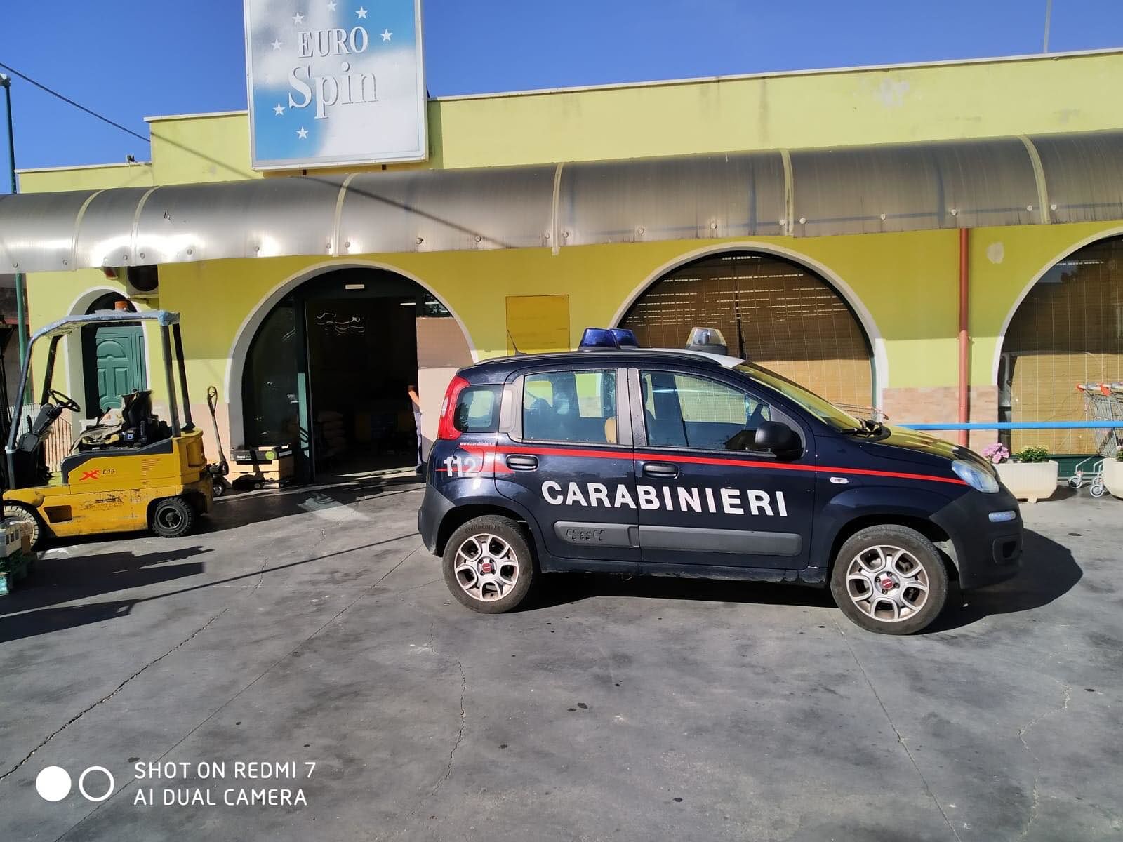 Selegas, furto all’Eurospin: banditi in fuga col bottino di mille euro