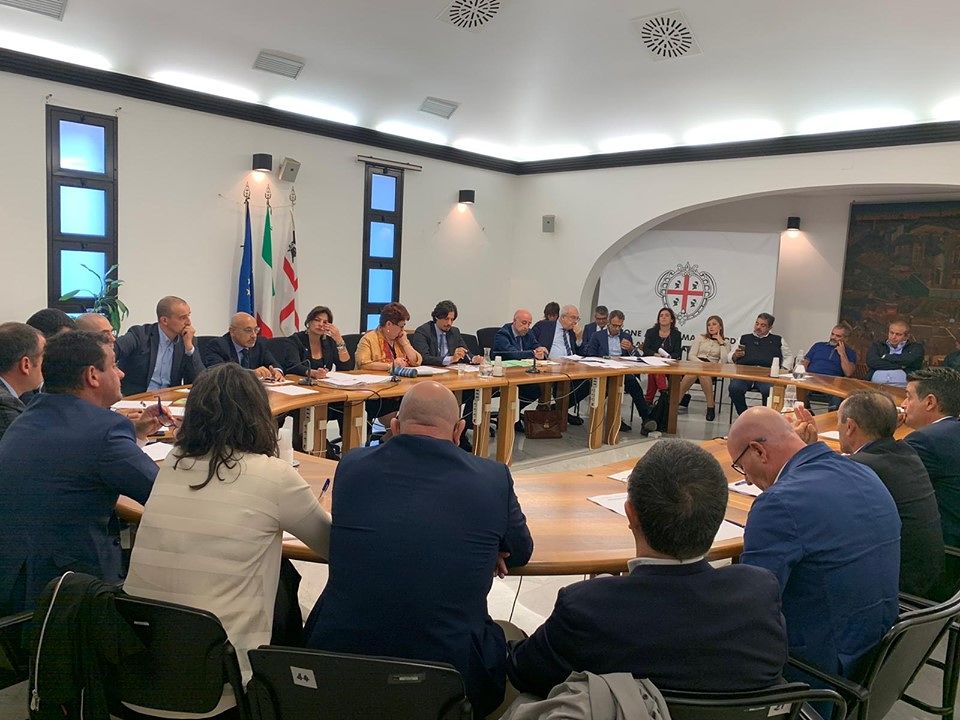 Latte a 74 cent, Solinas incontra la ministra Bellanova: “Sì a un prezzo giusto per i pastori sardi”