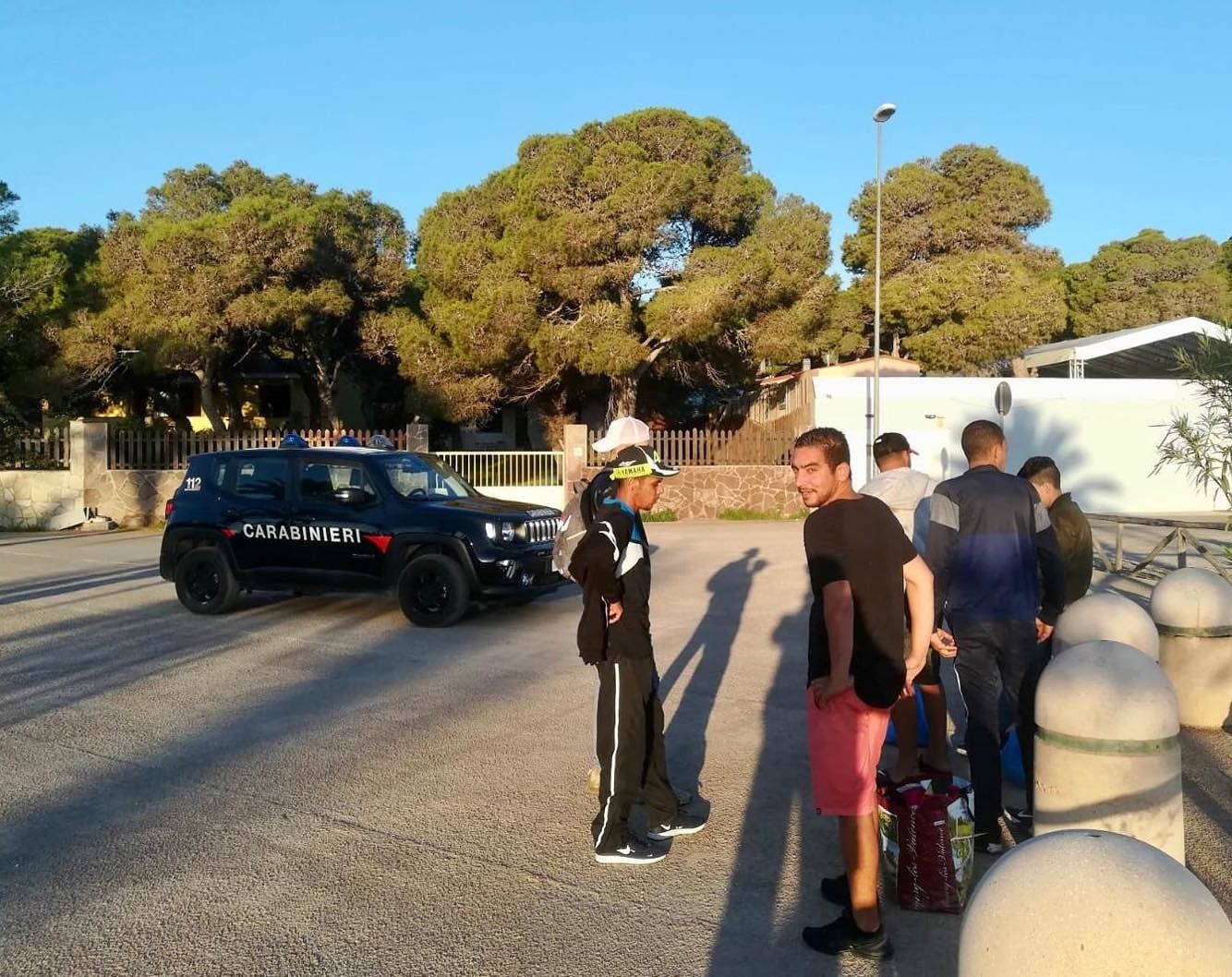 Nuovi sbarchi di migranti nel sud Sardegna: 15 a Teulada e altri 8 a Porto Pino