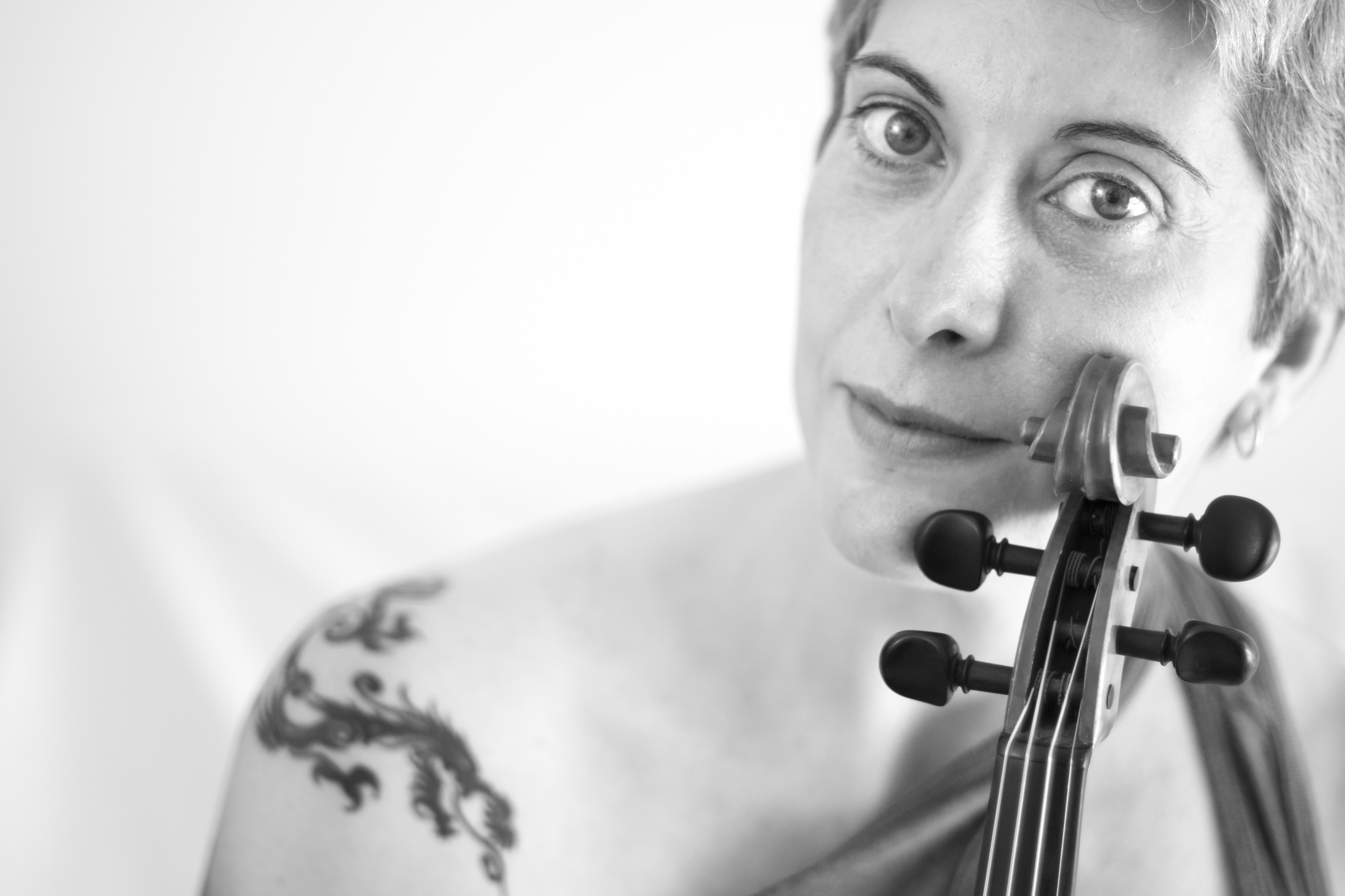 “Scritto sul corpo”, la nuova mostra della fotografa cagliaritana Sabina Murru