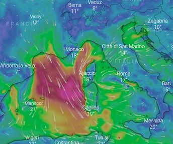 Cagliari, è arrivato l’autunno: rovesci e forte vento per tutta la giornata