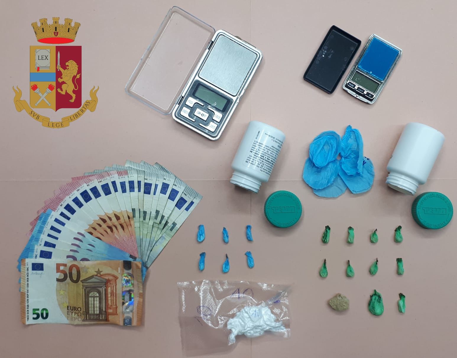 La casa come piazza di spaccio: in manette marito e moglie a Cagliari