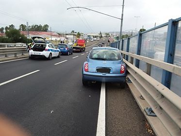 Scontro tra auto in viale Marconi a Cagliari: due feriti