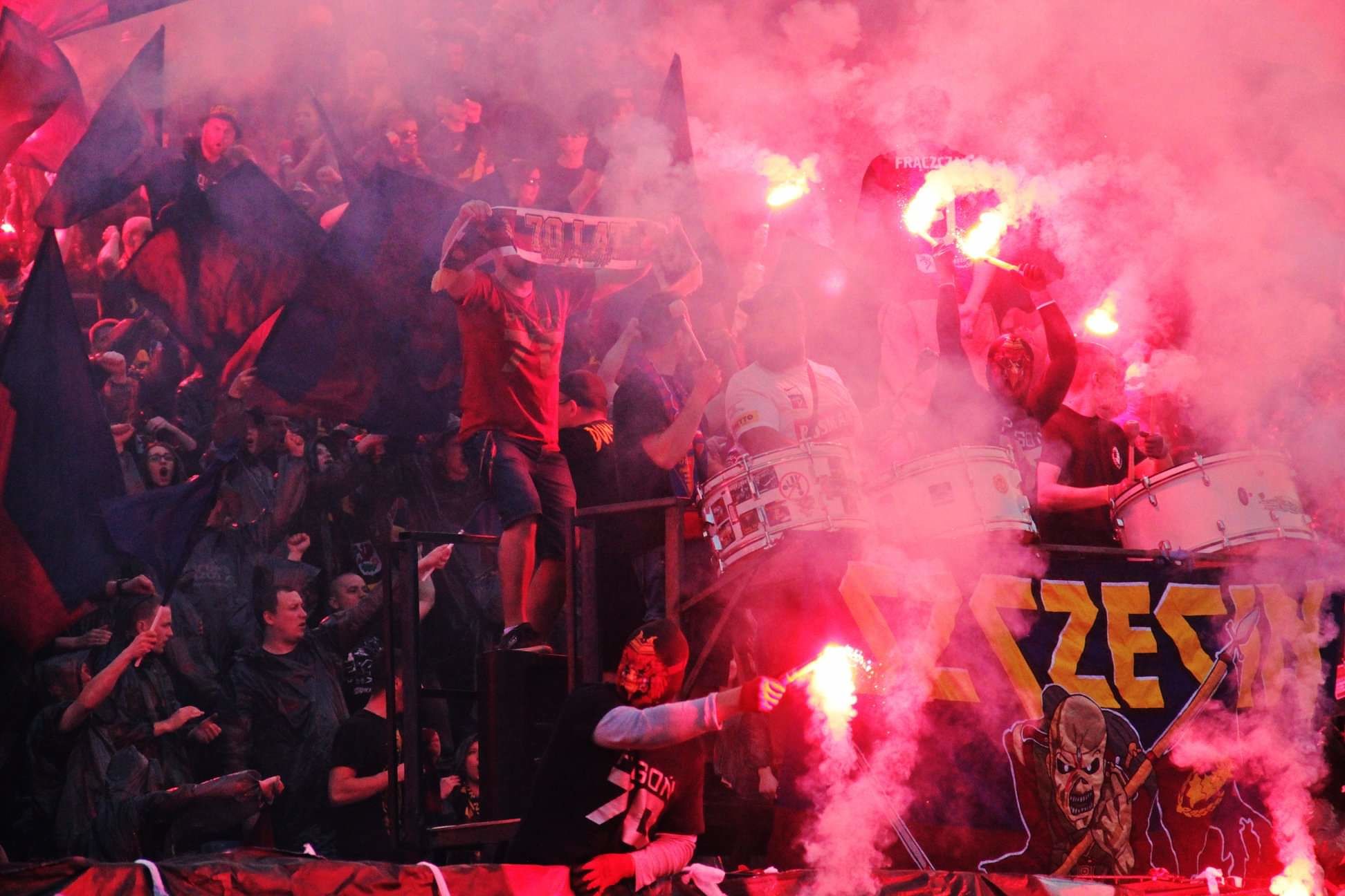 Scontri a Cagliari con i tifosi polacchi, il centrosinistra: “L’assessorato alla sicurezza della Lega del tutto inutile”