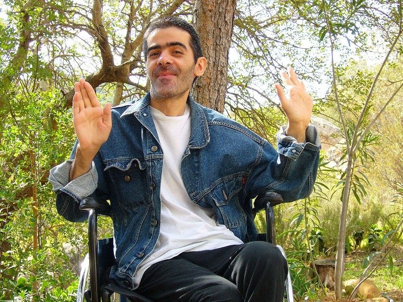 L’sos di Uwe, sardo con la sclerosi “bloccato” ad Arezzo: “Voglio tornare nella mia Muravera”