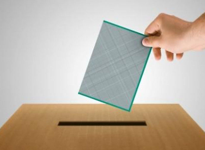 La Lega lancia il “Popolarellum”. Pd, M5s e Conte uniti sul voto ai sedicenni