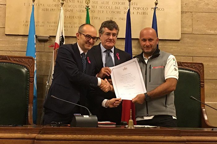 Max Sirena di Luna Rossa cittadino onorario di Cagliari: “Per me è la città più bella del mondo”